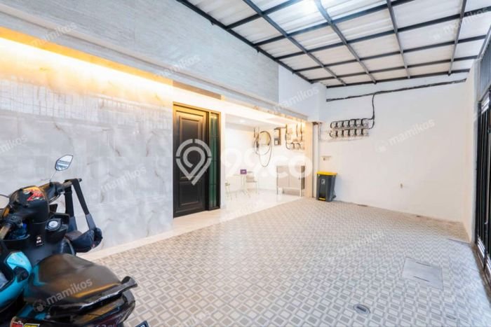 Dijual Segera Rumah Kost di Jelambar, Jakarta Barat 21 Kamar Dijual Segera Rumah Kost di Jelambar, Jakarta Barat 21 Kamar