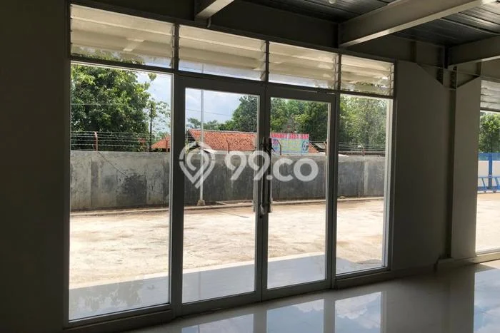 LOKASI PREMIUM! Pabrik Kawasan Subang, Luas 1080m², Area Komersial LOKASI PREMIUM! Pabrik Kawasan Subang, Luas 1080m², Area Komersial