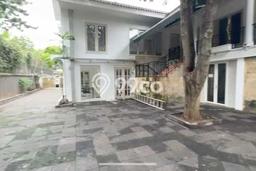 Rumah Eksklusif Siap Huni LT 1650m2 di Menteng, Jakarta Pusat Rumah Eksklusif Siap Huni LT 1650m2 di Menteng, Jakarta Pusat