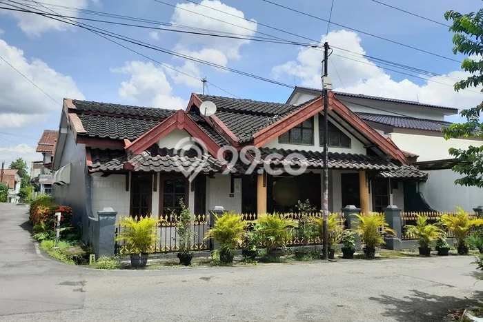 Jual Rumah Favorit Siap Huni LB 200m2 di Purwokerto Utara, Banyumas Jual Rumah Favorit Siap Huni LB 200m2 di Purwokerto Utara, Banyumas