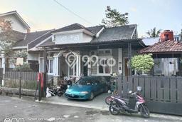 Jual Rumah Strategis Bagus Punya 3 KT di Purwokerto Utara Purwokerto SHM Jual Rumah Strategis Bagus Punya 3 KT di Purwokerto Utara Purwokerto SHM