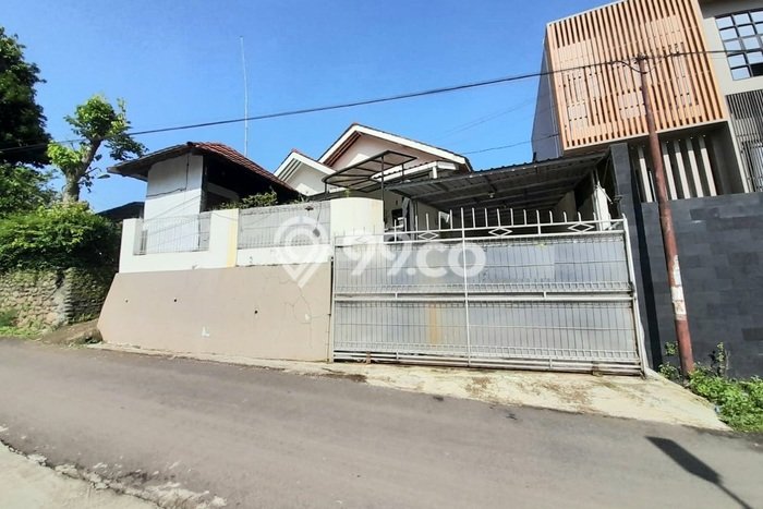 Dijual Rumah 3 Kamar Lokasi Ideal Bagus dan Strategis di Purwokerto Selatan Dijual Rumah 3 Kamar Lokasi Ideal Bagus dan Strategis di Purwokerto Selatan