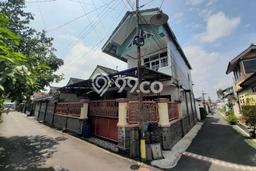 Rumah Modern 3 KT LT 124m2 di Purwokerto Rumah Modern 3 KT LT 124m2 di Purwokerto