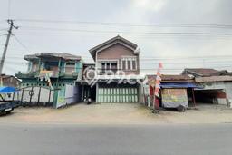 Area Ramai! Ruko Dijual di Purwokerto Utara untuk Bisnis Luas Bangunan 182m2 Area Ramai! Ruko Dijual di Purwokerto Utara untuk Bisnis Luas Bangunan 182m2