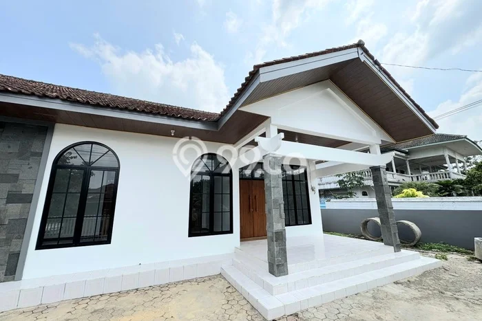 Rumah Strategis Minimalis Lb 250m2 di Purwokerto Utara, Banyumas Rumah Strategis Minimalis Lb 250m2 di Purwokerto Utara, Banyumas
