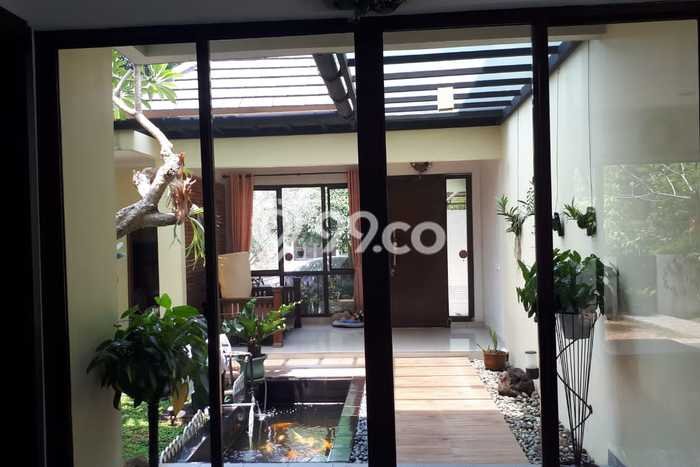 Rumah Luxury Modern Tanpa Renovasi di BSD Avani Tangerang Rumah Luxury Modern Tanpa Renovasi di BSD Avani Tangerang
