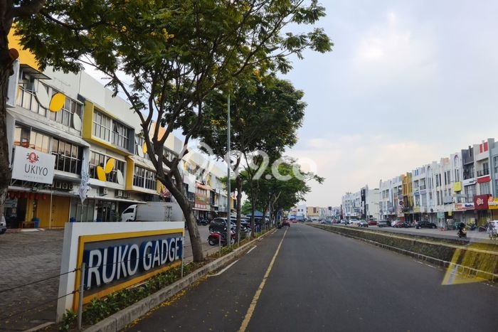 Ruko Dijual di Prime Area Tangerang Luas 180m2 Ruko Dijual di Prime Area Tangerang Luas 180m2
