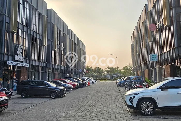 Dijual Ruko di Serpong, Luas 144m², Area Berkembang, Jalan Utama Dijual Ruko di Serpong, Luas 144m², Area Berkembang, Jalan Utama