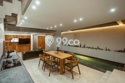 For Sale! Premium House LT 170m2 Desain Elegan di Pererenan For Sale! Premium House LT 170m2 Desain Elegan di Pererenan
