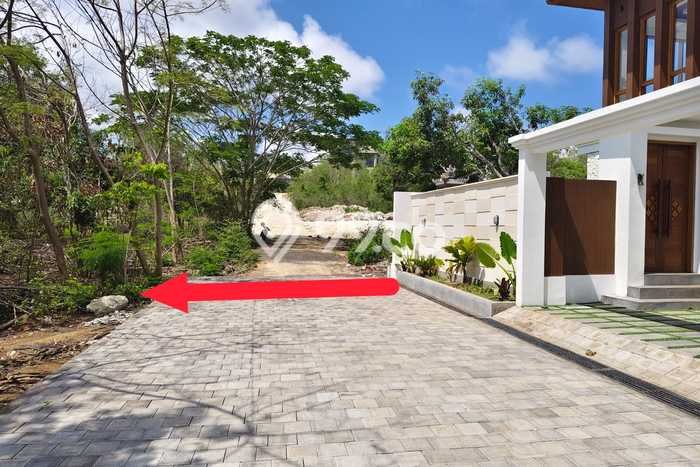 Lahan Kosong Dijual di Nusa Dua, Badung, Luas 900m2 Area Strategis Lahan Kosong Dijual di Nusa Dua, Badung, Luas 900m2 Area Strategis