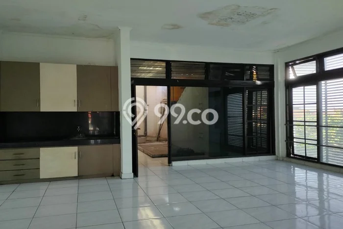 Dijual! Ruko di Gatot Subroto Denpasar LT 229m2 / LB 284m2 Kawasan Strategis Dijual! Ruko di Gatot Subroto Denpasar LT 229m2 / LB 284m2 Kawasan Strategis