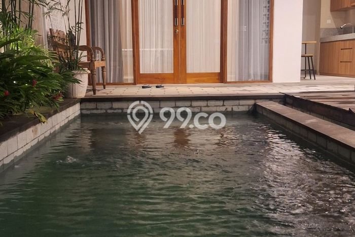 Vila Kawasan , Area 200m2m², Area Strategis Vila Kawasan , Area 200m2m², Area Strategis