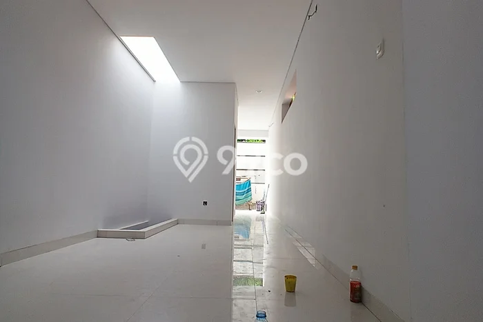 Rumah Bagus Siap Pakai Di Kebayoran Baru Luas 250m2 Lokasi Strategis Rumah Bagus Siap Pakai Di Kebayoran Baru Luas 250m2 Lokasi Strategis