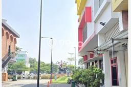 Area Ramai! Kantor Dijual di Cengkareng untuk Bisnis Luas Bangunan 612m2 Area Ramai! Kantor Dijual di Cengkareng untuk Bisnis Luas Bangunan 612m2
