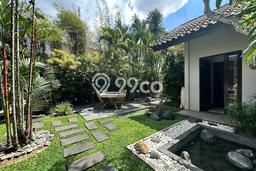 Vila Nyaman di , Area 490m2m², Dekat ke berbagai fasilitas Vila Nyaman di , Area 490m2m², Dekat ke berbagai fasilitas