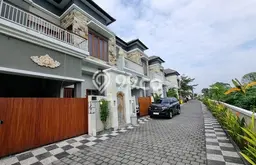 Lokasi terbaik! Rumah siap huni dikontrakkan di Sanur LB 120m2 Lokasi terbaik! Rumah siap huni dikontrakkan di Sanur LB 120m2