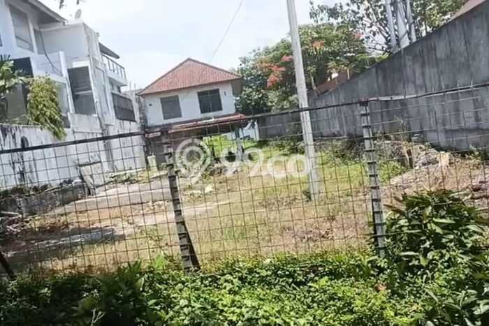 Tanah Kavling Dijual di Kerobokan, Badung dengan Luas Tanah 4000m2 Tanah Kavling Dijual di Kerobokan, Badung dengan Luas Tanah 4000m2