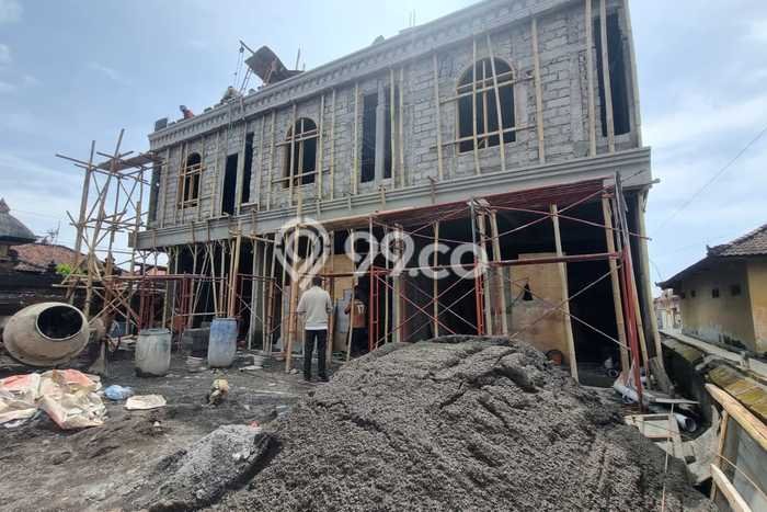 Area Ramai! Ruko Dijual di Denpasar Barat untuk Bisnis Luas Bangunan 136m2 Area Ramai! Ruko Dijual di Denpasar Barat untuk Bisnis Luas Bangunan 136m2