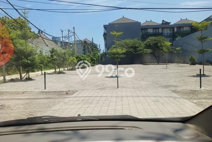 Tanah Dijual Area Strategis di Sunset Road Badung 1250m2 Tanah Dijual Area Strategis di Sunset Road Badung 1250m2