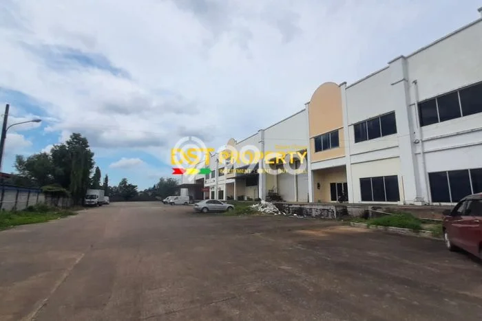 Disewakan Gudang di Pusat Kota Batam Ramai Strategis Disewakan Gudang di Pusat Kota Batam Ramai Strategis