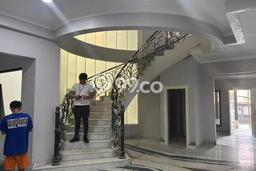Hunian Minimalis dengan LT 800m2 & LB 800m2 Dikontrakkan di Pondok Indah Hunian Minimalis dengan LT 800m2 & LB 800m2 Dikontrakkan di Pondok Indah