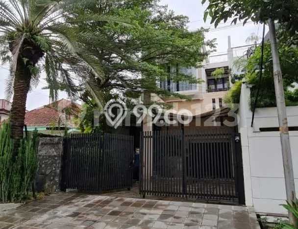 Sewa Rumah Bagus di Menteng Harga Rp 800 Juta/ Tahun Sewa Rumah Bagus di Menteng Harga Rp 800 Juta/ Tahun