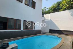 Rumah Elit Modern Siap Huni di Kemang Jakarta Selatan Rumah Elit Modern Siap Huni di Kemang Jakarta Selatan