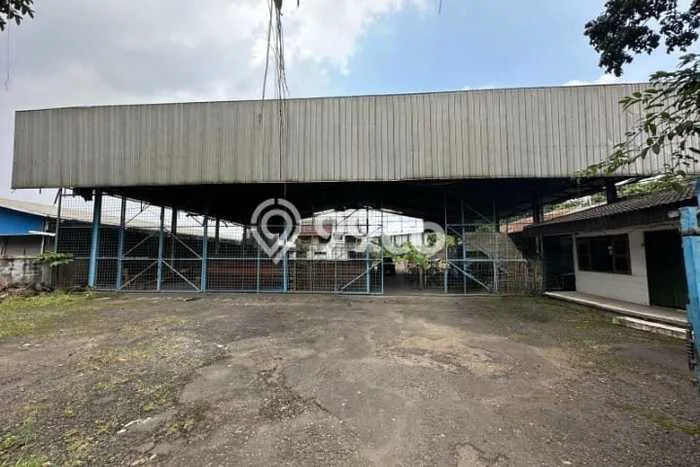 Disewakan Gudang di Kawasan Ramai Bandung Barat Luas 1512m2 Disewakan Gudang di Kawasan Ramai Bandung Barat Luas 1512m2