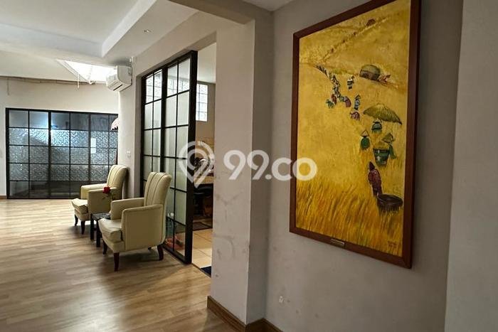 Unit Kantor Disewa Lokasi Menteng, Jakarta Pusat Spesifikasi Luas Bangunan 700m2 Unit Kantor Disewa Lokasi Menteng, Jakarta Pusat Spesifikasi Luas Bangunan 700m2