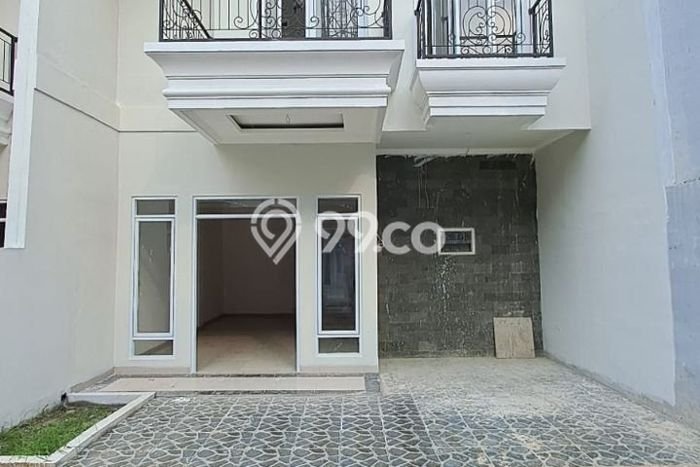 For Sale Rumah 4 Kamar Lokasi Ideal Nyaman dan Strategis di Cilodong For Sale Rumah 4 Kamar Lokasi Ideal Nyaman dan Strategis di Cilodong
