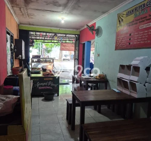 Ruko disewakan lokasi strategis Pedurungan Semarang 98m2 Ruko disewakan lokasi strategis Pedurungan Semarang 98m2