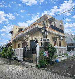 Rumah Modern Cantik 4 Kamar Bisa Langsung Pindah di Semarang Utara Rumah Modern Cantik 4 Kamar Bisa Langsung Pindah di Semarang Utara