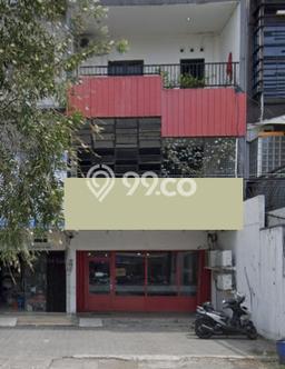 Ruko Strategis di Semarang Tengah, Luas 400m2m², Jalan Utama, Area Bisnis Aktif Ruko Strategis di Semarang Tengah, Luas 400m2m², Jalan Utama, Area Bisnis Aktif