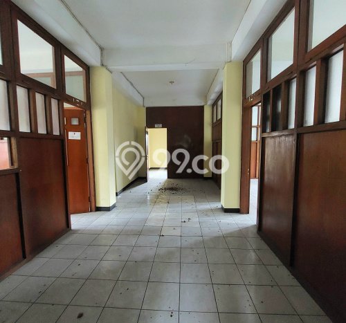 LOKASI BISNIS! Kantor For Rent Kawasan Semarang Selatan, Luas 1649m2m², Jalan Strategis LOKASI BISNIS! Kantor For Rent Kawasan Semarang Selatan, Luas 1649m2m², Jalan Strategis