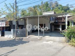 Peluang Investasi! Kost Dijual di Bawen, Semarang, 9 KT, 4 KM, Luas 350m2 Peluang Investasi! Kost Dijual di Bawen, Semarang, 9 KT, 4 KM, Luas 350m2