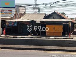 Jual Rumah Favorit Siap Huni LB 246m2 di Banyumanik, Semarang Jual Rumah Favorit Siap Huni LB 246m2 di Banyumanik, Semarang
