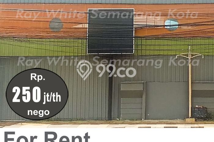 Ruko paling strategis disewakan di Semarang Tengah Semarang Ruko paling strategis disewakan di Semarang Tengah Semarang