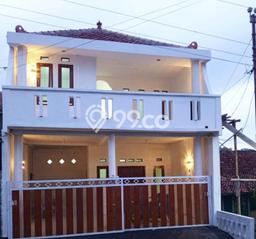 Rumah Modern Cantik 3 KT Siap Huni di Gajah Mungkur Rumah Modern Cantik 3 KT Siap Huni di Gajah Mungkur