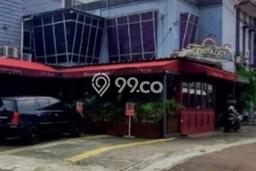 Ruko Disewa di Jakarta Selatan dengan LB 600m2 Area Komersial Ramai Ruko Disewa di Jakarta Selatan dengan LB 600m2 Area Komersial Ramai