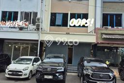 LOKASI PREMIUM! Ruko di Kelapa Gading, Luas 297m², Lokasi Berkembang LOKASI PREMIUM! Ruko di Kelapa Gading, Luas 297m², Lokasi Berkembang