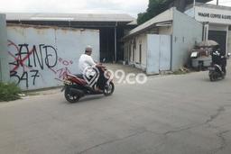 Lokasi Strategis! Dijual Gudang Bisnis di Bekasi Utara, Bekasi Kondisi Baik Lokasi Strategis! Dijual Gudang Bisnis di Bekasi Utara, Bekasi Kondisi Baik
