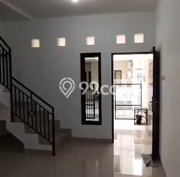 Dijual Hunian Rumah Terawat 4 KT di Tanjung Duren, Jakarta Barat Dijual Hunian Rumah Terawat 4 KT di Tanjung Duren, Jakarta Barat