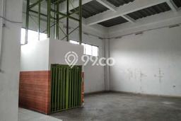 Gudang Disewa di Tangerang dengan LB 459m2 Area Komersial Ramai Gudang Disewa di Tangerang dengan LB 459m2 Area Komersial Ramai