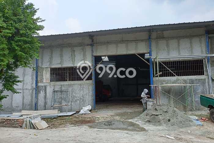 PRIME LOCATION! Gudang di Cakung, Luas 800m², Kawasan Ramai, Siap Untuk Digunakan PRIME LOCATION! Gudang di Cakung, Luas 800m², Kawasan Ramai, Siap Untuk Digunakan