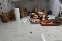 Gudang Disewakan Lokasi Matraman Jakarta Timur Harga Spesial! Gudang Disewakan Lokasi Matraman Jakarta Timur Harga Spesial!
