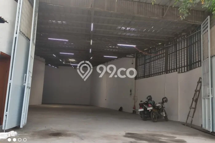 Unit Komersial Disewakan di Jakarta Barat Area Strategis Harga Kompetitif Unit Komersial Disewakan di Jakarta Barat Area Strategis Harga Kompetitif