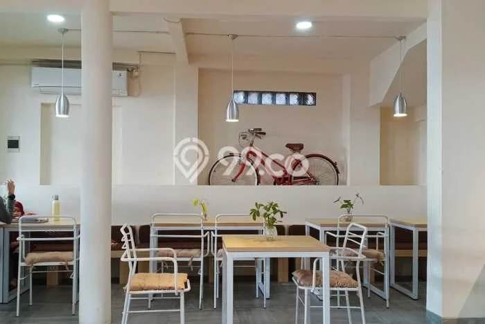 Ruko Disewa di Jakarta Timur dengan LB 350m2 Area Komersial Ramai Ruko Disewa di Jakarta Timur dengan LB 350m2 Area Komersial Ramai