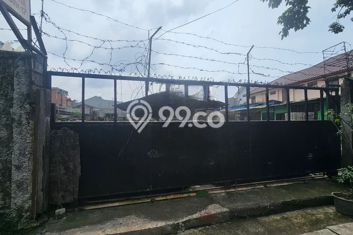 Gudang Disewa di Jakarta Barat dengan LB 900m2 Area Komersial Ramai Gudang Disewa di Jakarta Barat dengan LB 900m2 Area Komersial Ramai