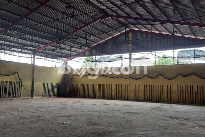 Gudang For Rent Kawasan Rawamangun, Luas 700m², Area Strategis Gudang For Rent Kawasan Rawamangun, Luas 700m², Area Strategis