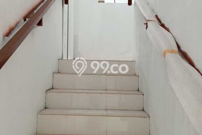 Area Strategis! Disewakan Ruko Lokasi Pasar Rebo, Jakarta Timur Cocok untuk Bisnis Area Strategis! Disewakan Ruko Lokasi Pasar Rebo, Jakarta Timur Cocok untuk Bisnis